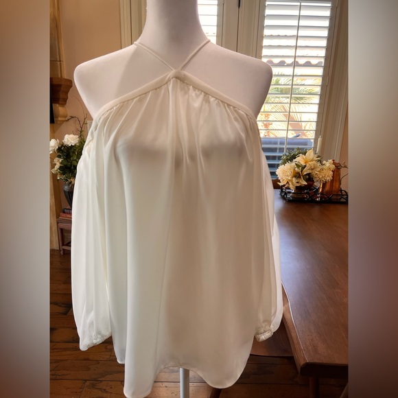 STATE White Bare Shoulder Blouse Size M. NWT - Picture 2 of 8